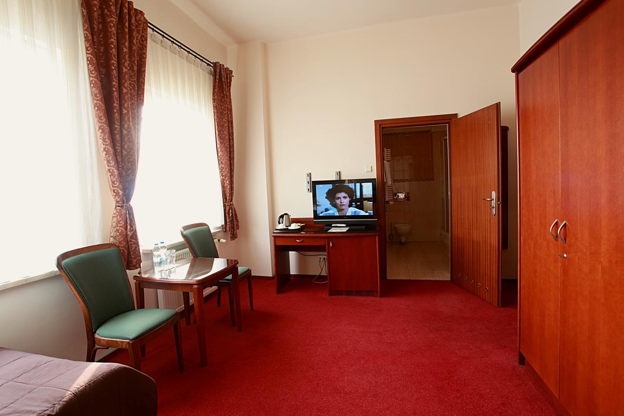 Hotel Sonex Częstochowa Extérieur photo